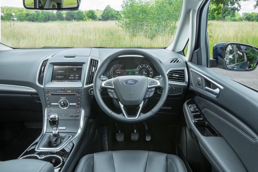  Ford S-Max 2015 года  (UK) (фото 10 из 10)
